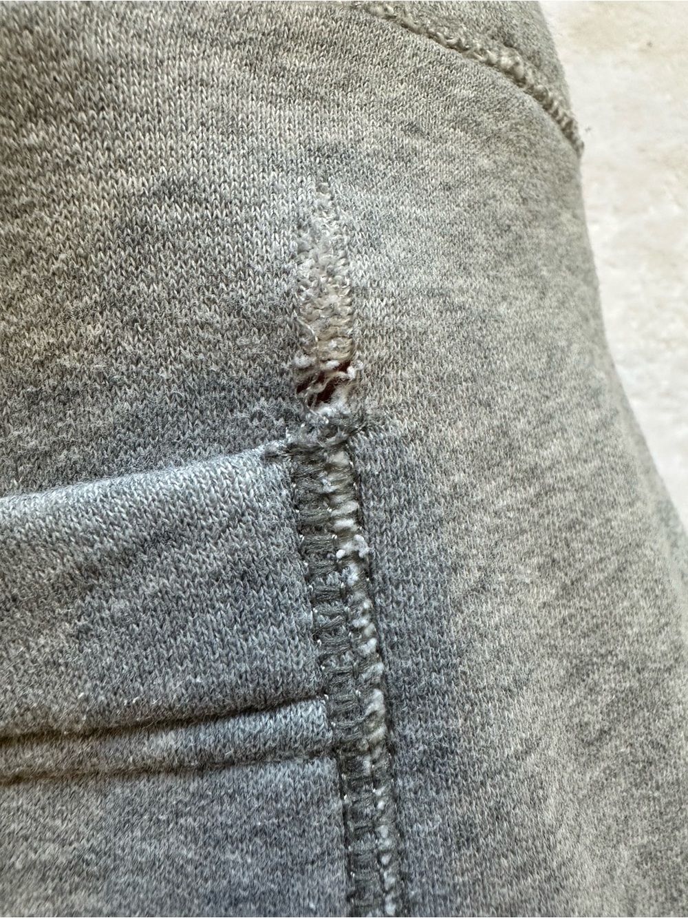 Abercrombie & Fitch Heather Gray Men's Jogger Sweatpants - Picture 8 of 8